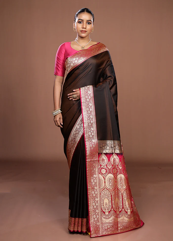 Maroon Banarasi Silk Saree With Blouse Piece - Image 2