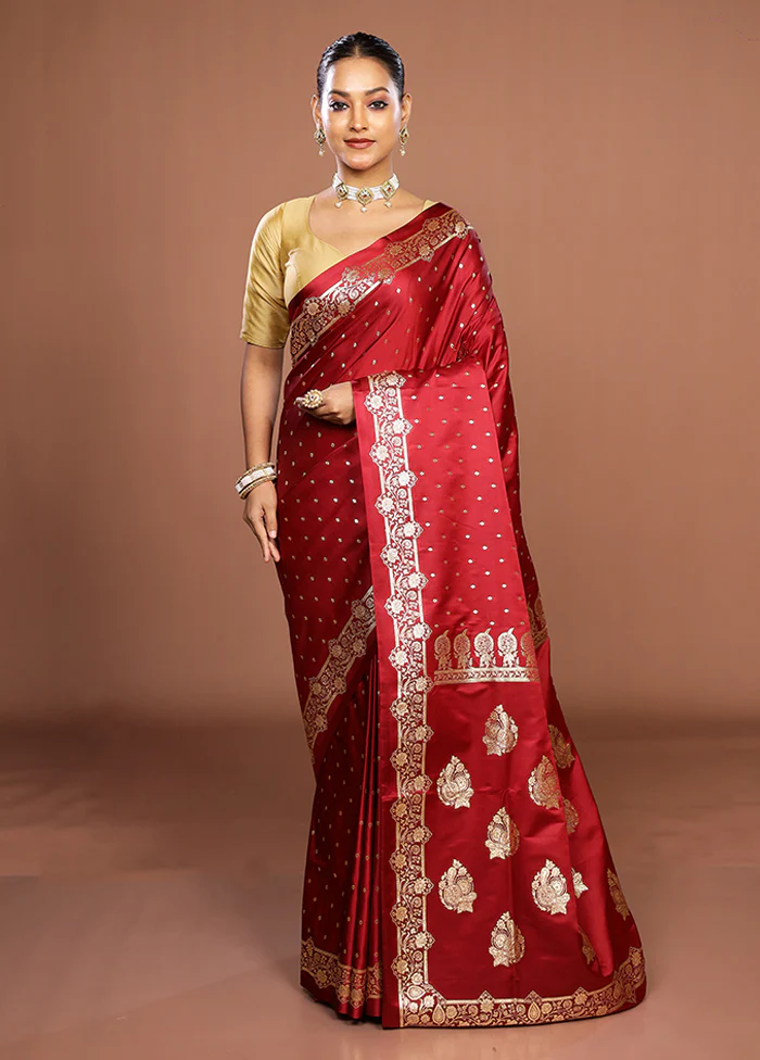 Maroon Banarasi Silk Saree With Blouse Piece - Image 2