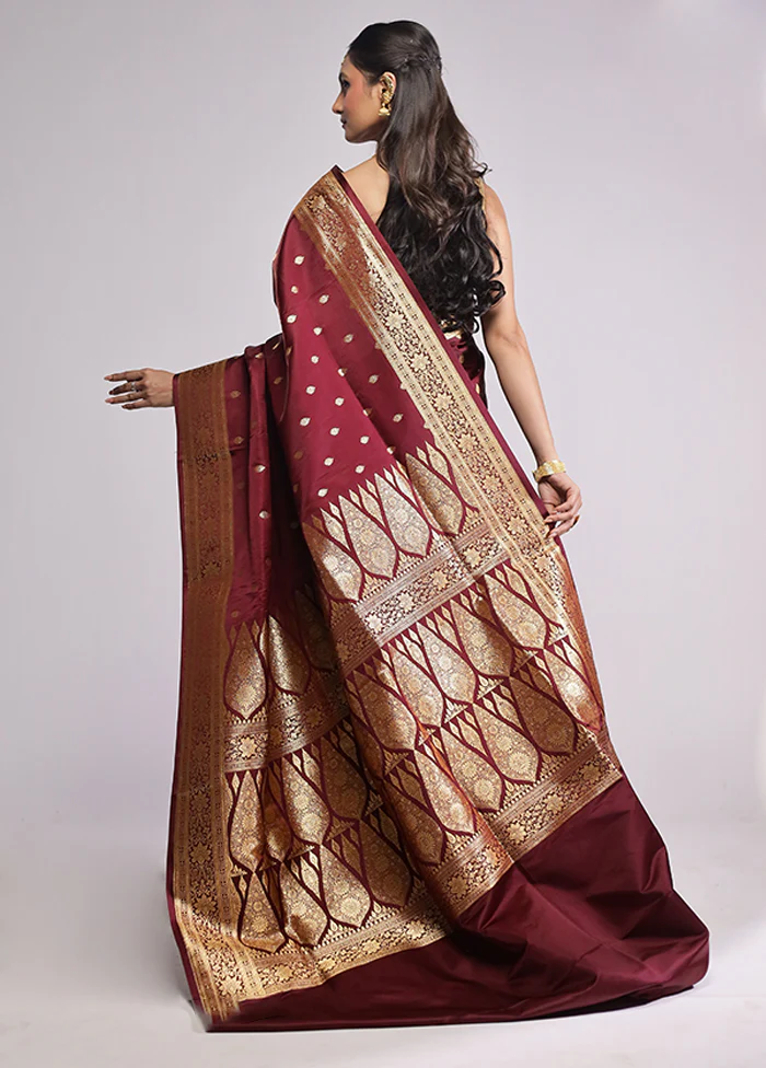 Maroon Banarasi Silk Saree With Blouse Piece - Image 3
