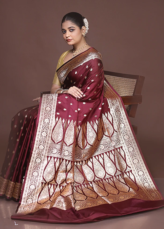 Maroon Banarasi Silk Saree With Blouse Piece - Image 4