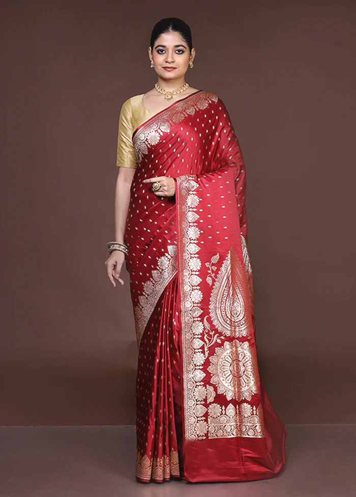 Maroon Banarasi Silk Saree With Blouse Piece - Image 2