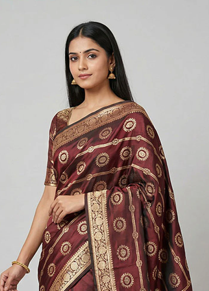 Maroon Banarasi Silk Saree With Blouse Piece - Image 2