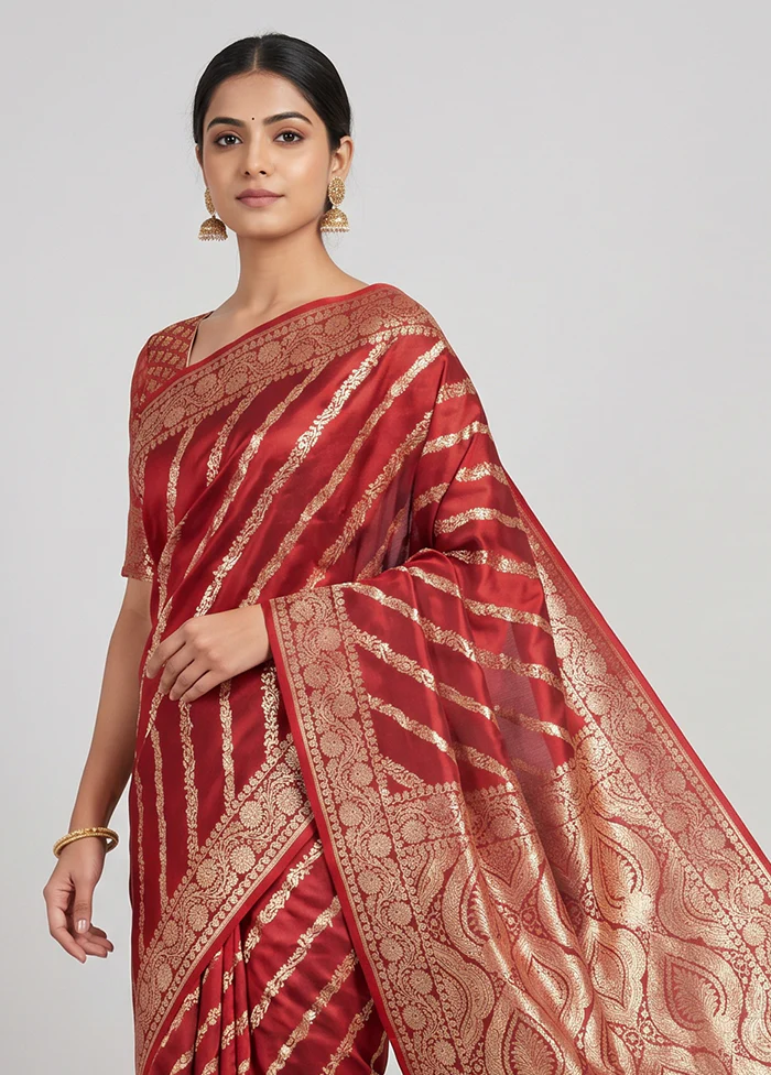 Maroon Banarasi Silk Saree With Blouse Piece - Image 2