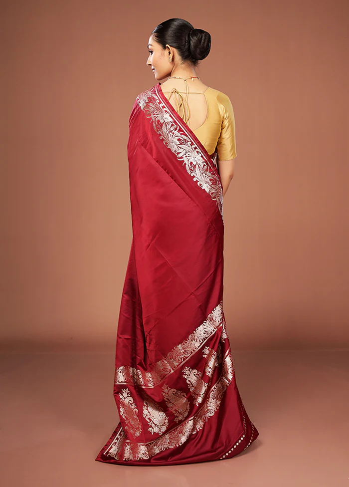Maroon Banarasi Silk Saree With Blouse Piece - Image 3