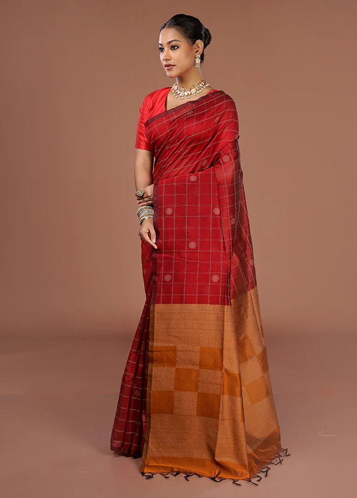 Maroon Cotton Saree With Blouse Piece - Image 4