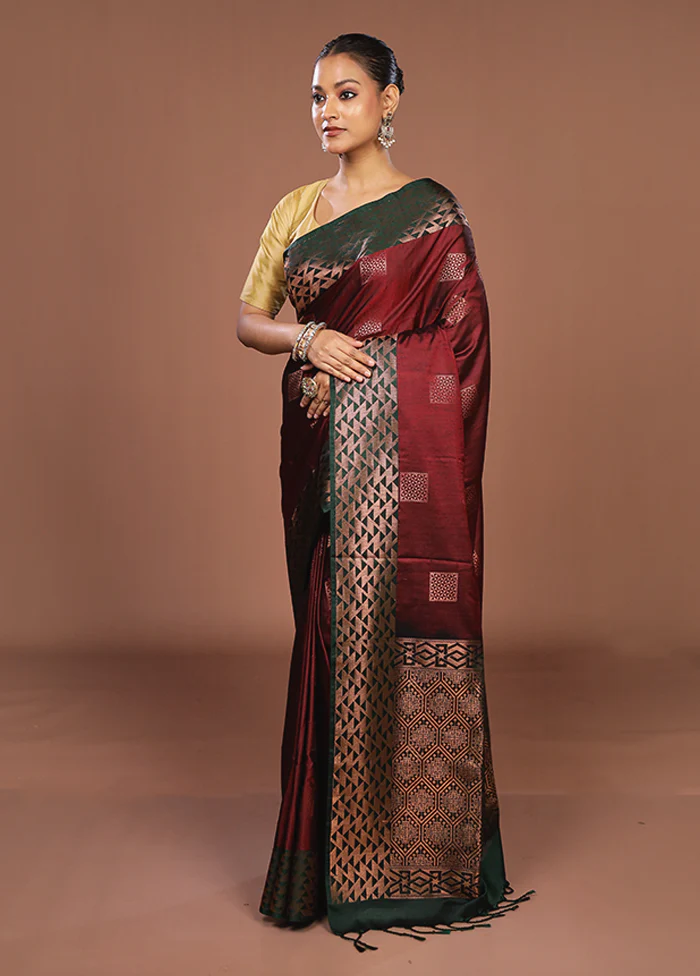 Maroon Dupion Silk Saree With Blouse Piece - Image 4