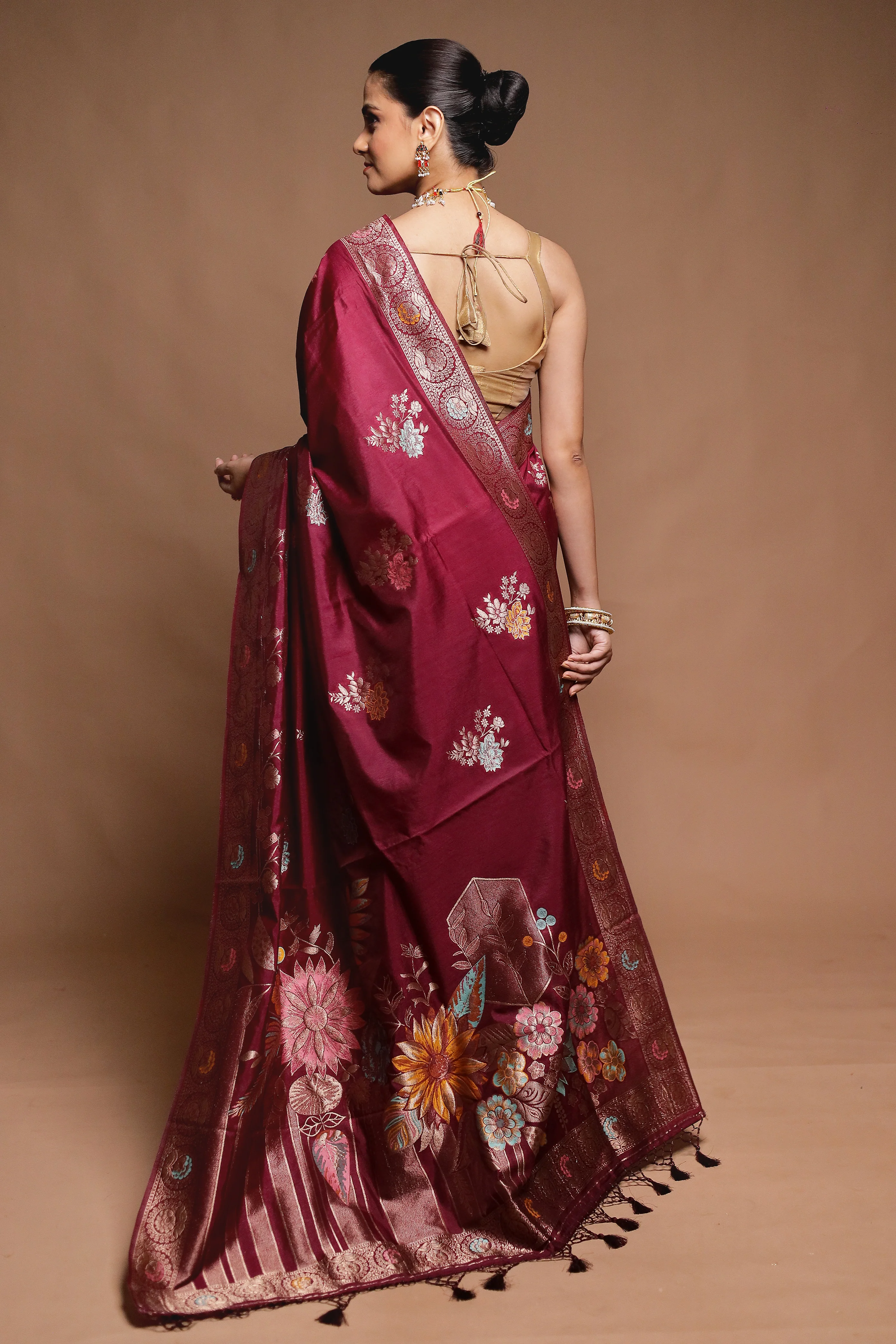 Maroon Dupion Silk Saree With Blouse Piece - Image 3