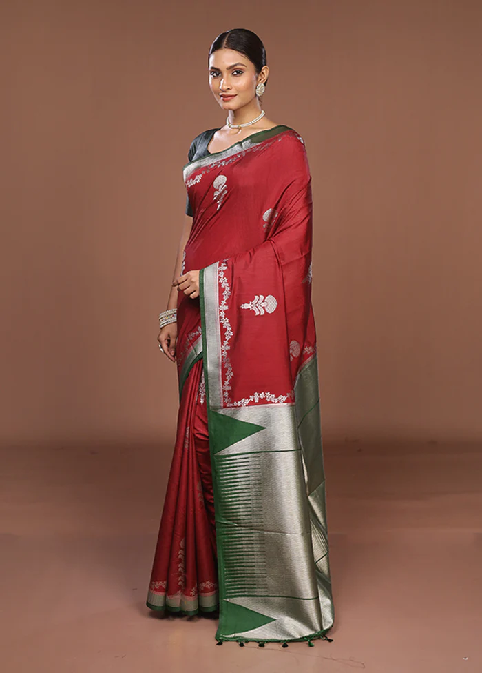 Maroon Dupion Silk Saree With Blouse Piece - Image 4