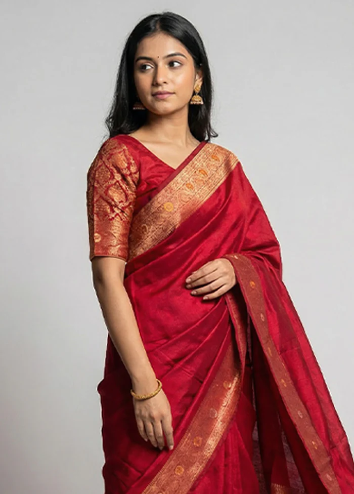 Maroon Dupion Silk Saree With Blouse Piece - Image 2