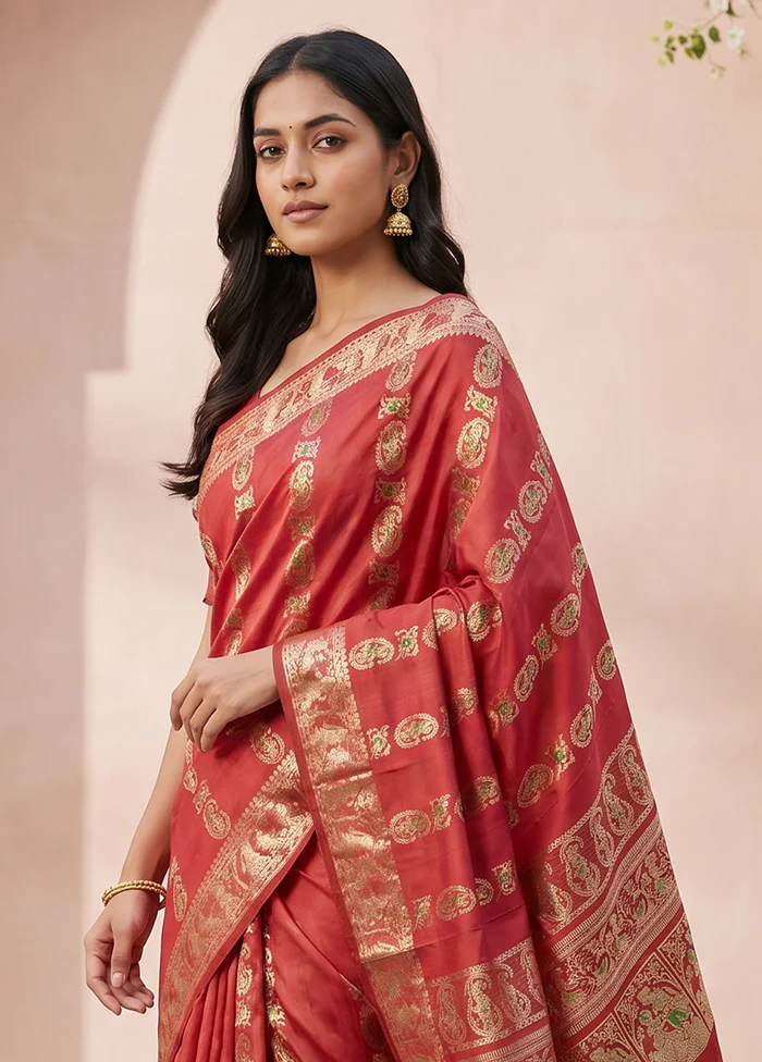 Maroon Handloom Baluchari Pure Silk Saree With Blouse Piece - Image 2