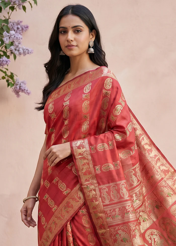 Maroon Handloom Baluchari Pure Silk Saree With Blouse Piece - Image 2