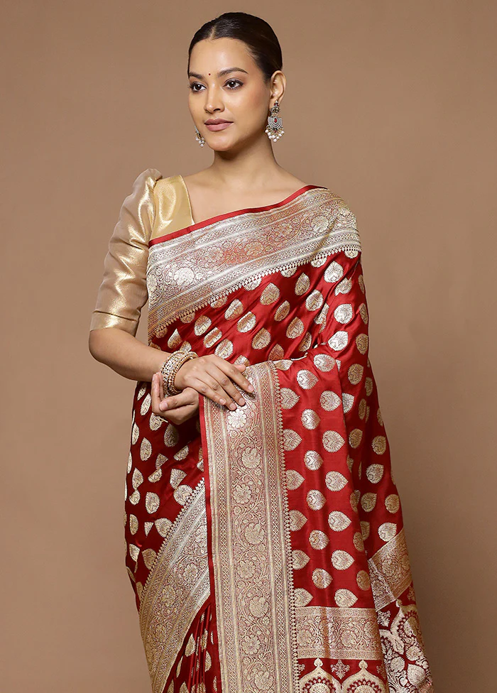 Maroon Handloom Banarasi Pure Silk Saree With Blouse Piece - Image 2