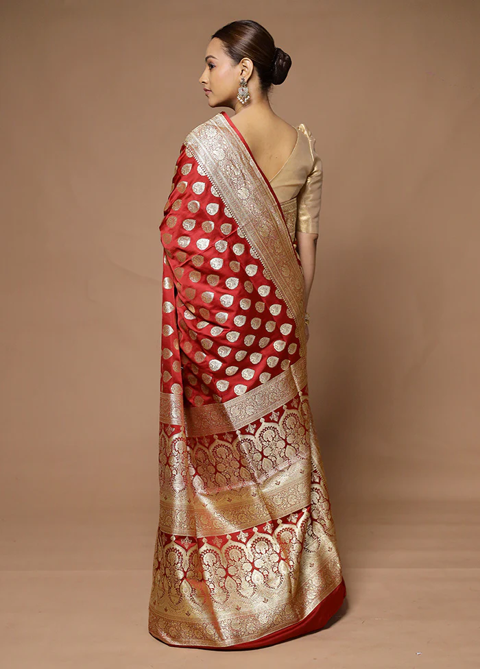 Maroon Handloom Banarasi Pure Silk Saree With Blouse Piece - Image 3