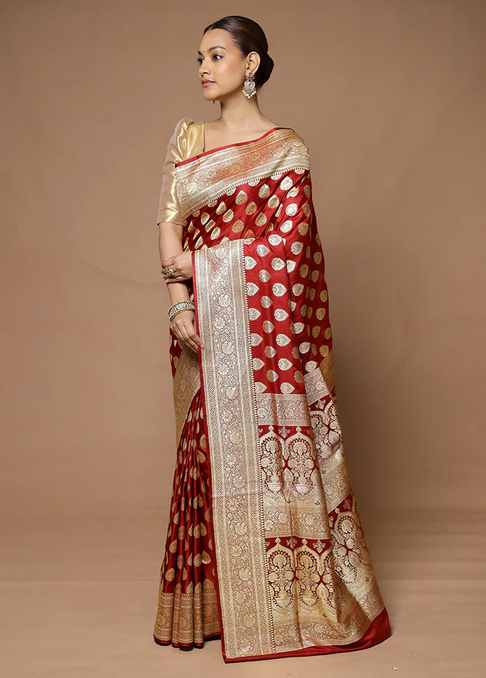 Maroon Handloom Banarasi Pure Silk Saree With Blouse Piece - Image 4
