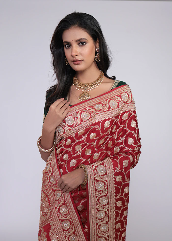Maroon Handloom Banarasi Pure Silk Saree With Blouse Piece - Image 2