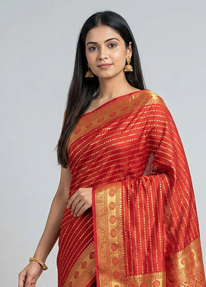 Maroon Handloom Kanjivaram Pure Silk Saree With Blouse Piece - Image 2