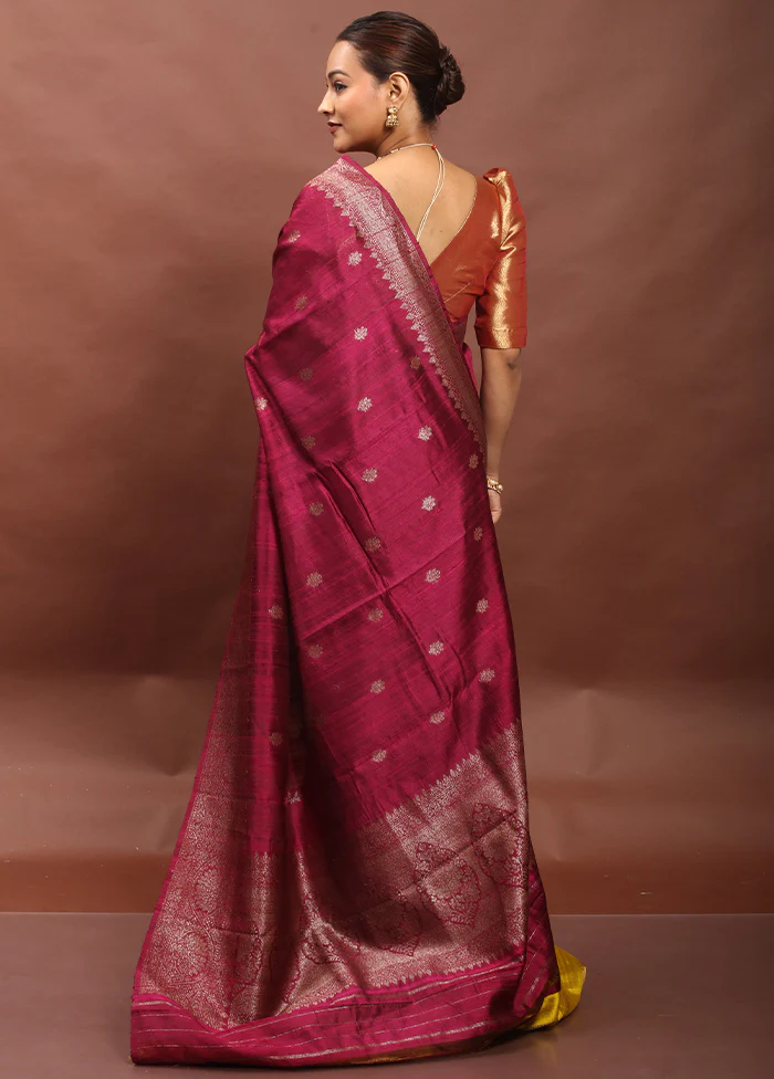 Maroon Handloom Tussar Pure Silk Saree With Blouse Piece - Image 3