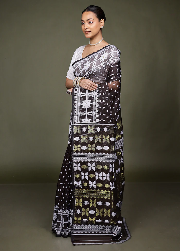 Maroon Tant Jamdani Saree Without Blouse Piece - Image 4