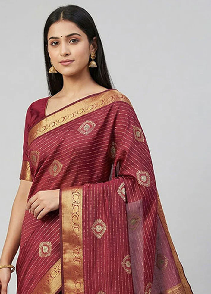 Maroon Kanjivaram Silk Saree With Blouse Piece - Image 2