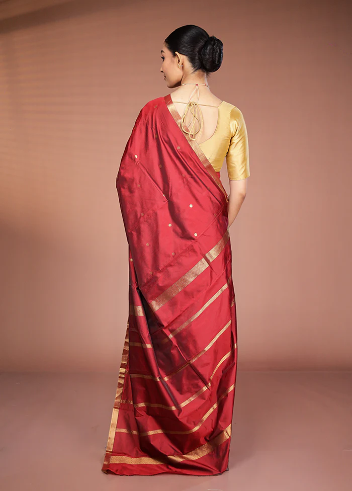 Maroon Kanjivaram Silk Saree With Blouse Piece - Image 3