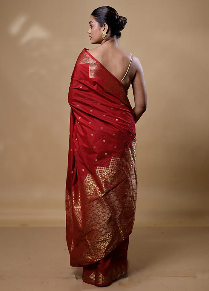 Maroon Kanjivaram Silk Saree With Blouse Piece - Image 3