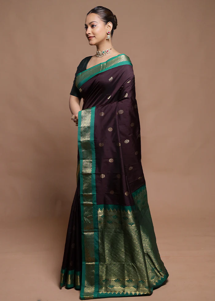 Maroon Kanjivaram Silk Saree With Blouse Piece - Image 4
