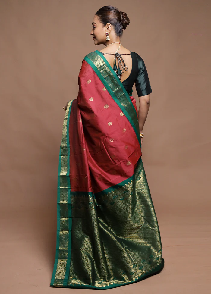 Maroon Kanjivaram Silk Saree With Blouse Piece - Image 3
