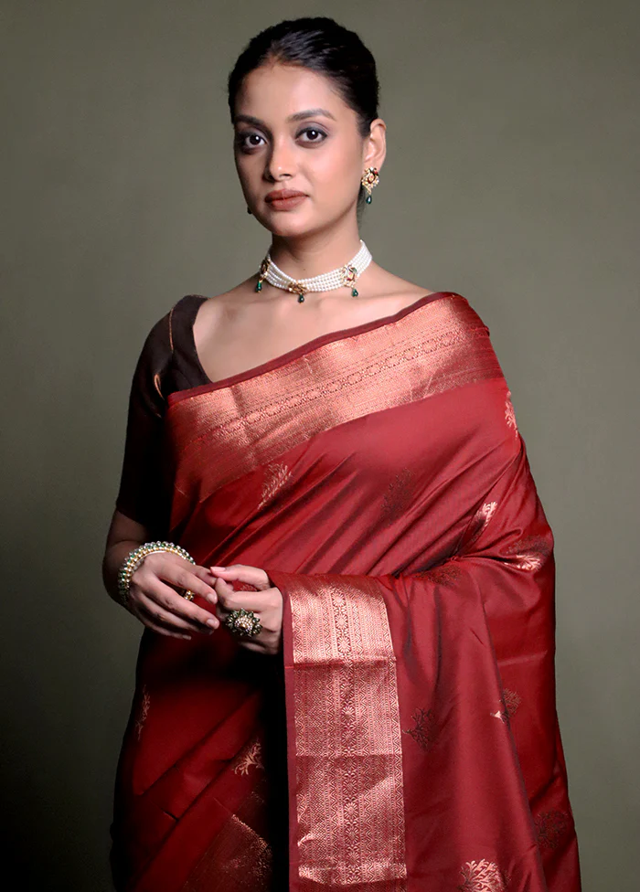 Maroon Kanjivaram Silk Saree With Blouse Piece - Image 2