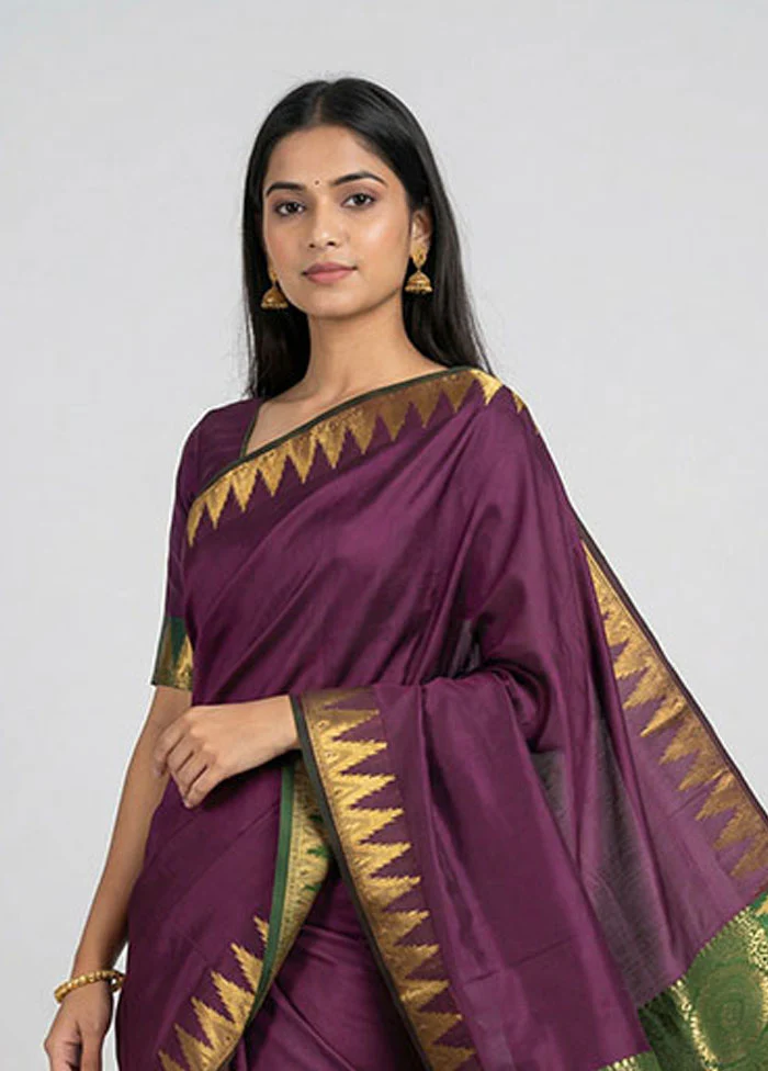 Maroon Kanjivaram Silk Saree With Blouse Piece - Image 2