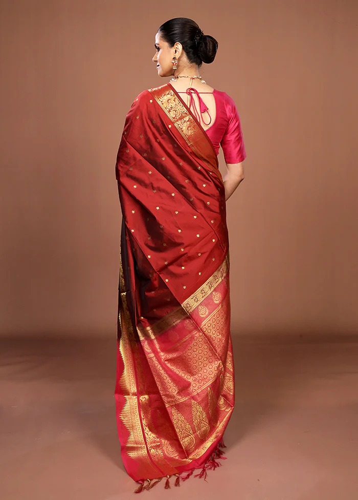 Maroon Kanjivaram Silk Saree With Blouse Piece - Image 3