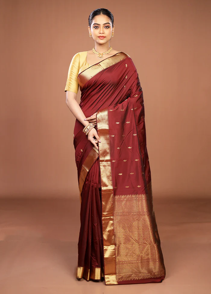 Maroon Kanjivaram Silk Saree With Blouse Piece - Image 2