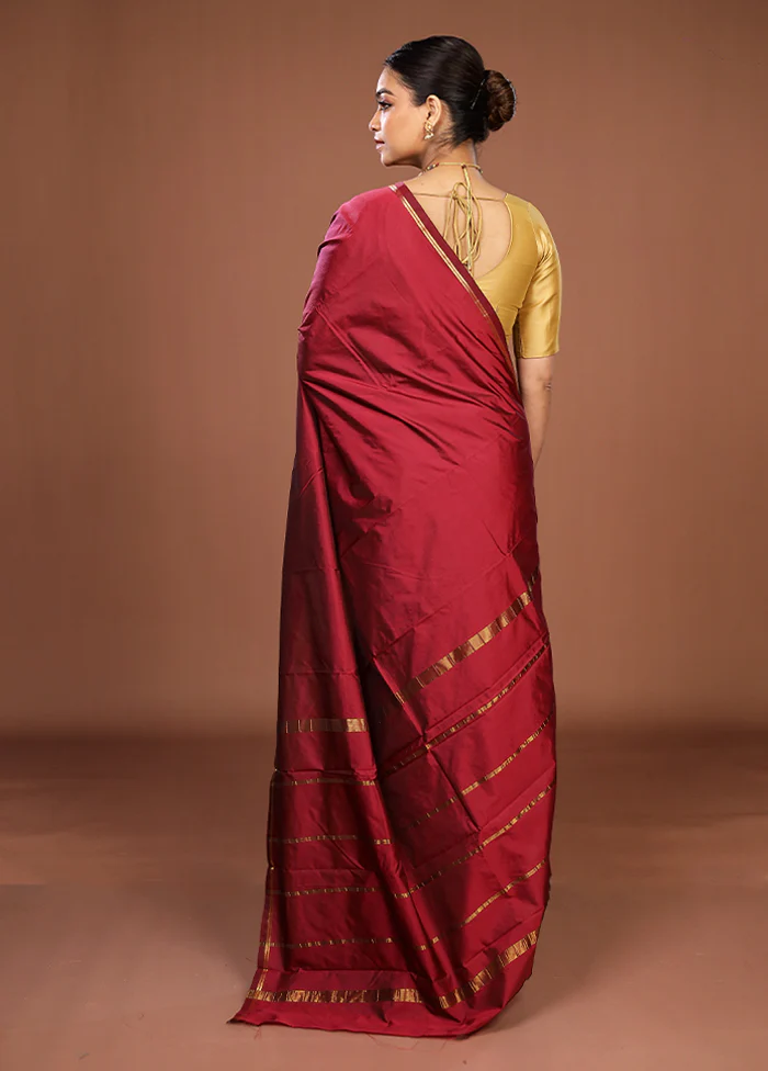 Maroon Kanjivaram Silk Saree With Blouse Piece - Image 3