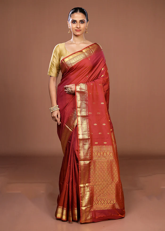 Maroon Kanjivaram Silk Saree With Blouse Piece - Image 2