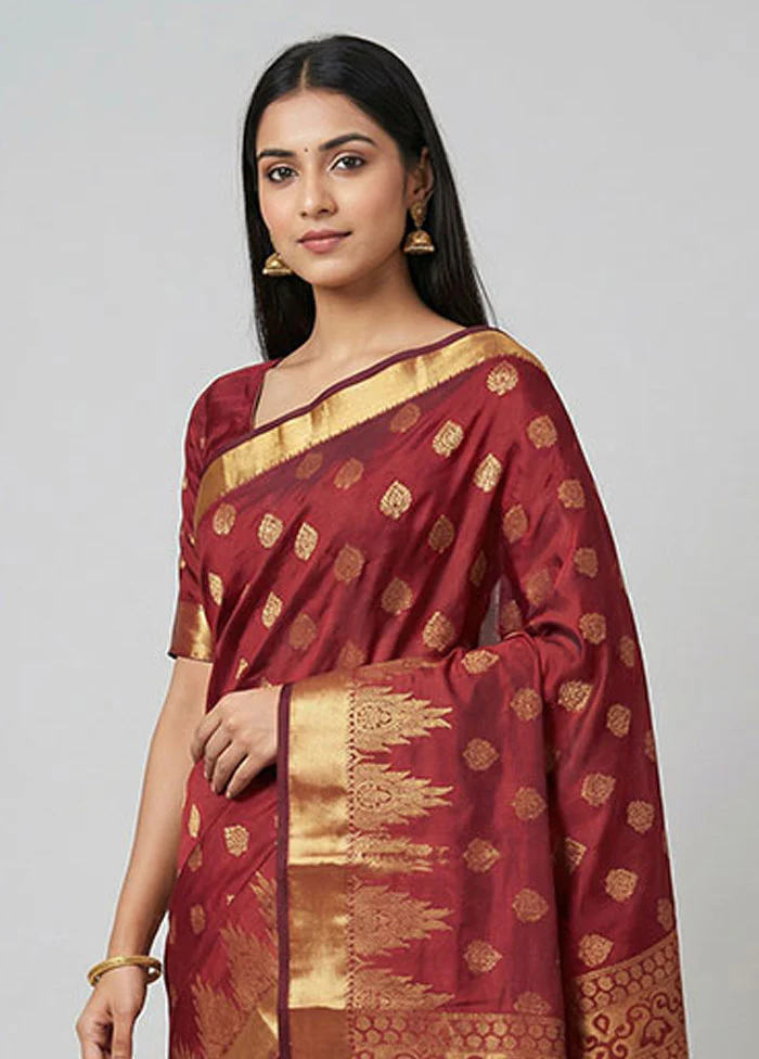 Maroon Kanjivaram Silk Saree With Blouse Piece - Image 2