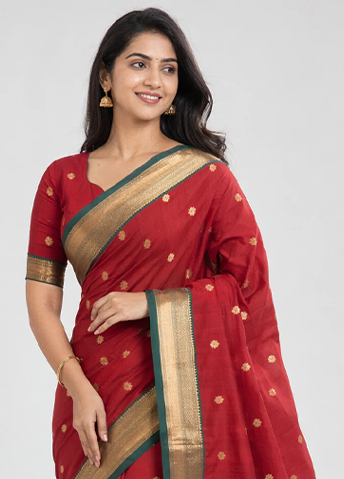 Maroon Kanjivaram Silk Saree With Blouse Piece - Image 2