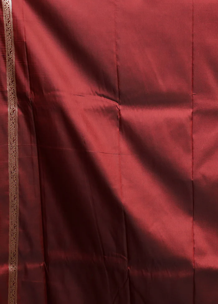 Maroon Katan Silk Saree With Blouse Piece - Image 5