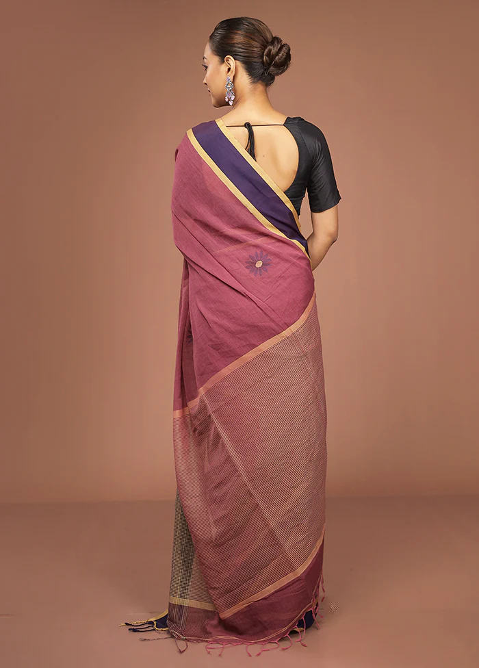 Maroon Khadi Cotton Saree With Blouse Piece - Image 3