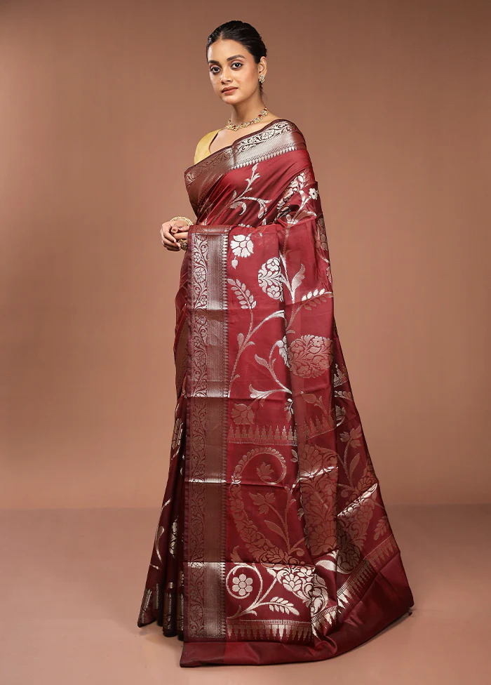 Maroon Kora Silk Saree With Blouse Piece - Image 4