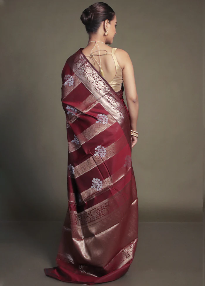 Maroon Kora Silk Saree With Blouse Piece - Image 3