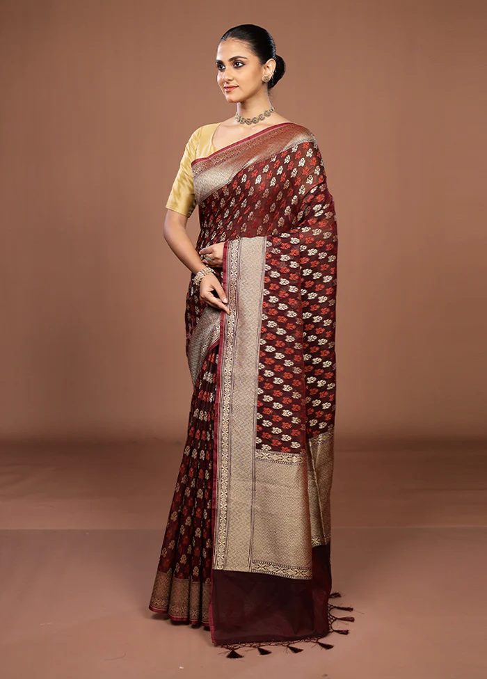 Maroon Kora Silk Saree With Blouse Piece - Image 4