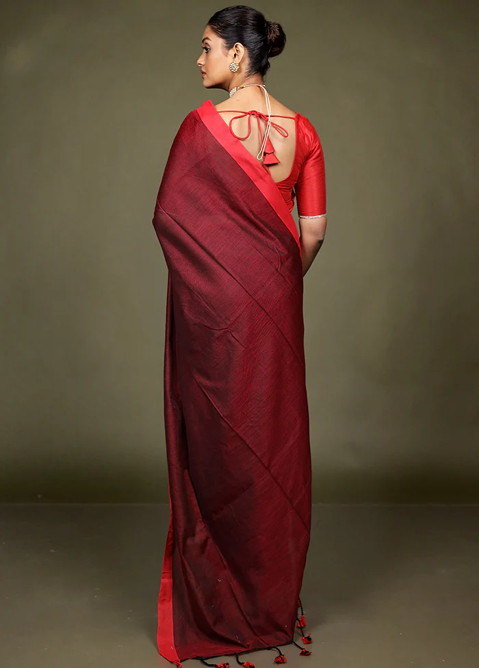 Maroon Matka Silk Saree With Blouse Piece - Image 3