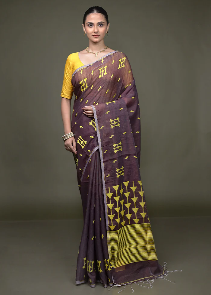 Maroon Matka Silk Saree With Blouse Piece - Image 2