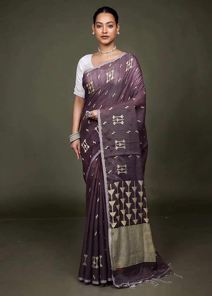 Maroon Matka Silk Saree With Blouse Piece - Image 2