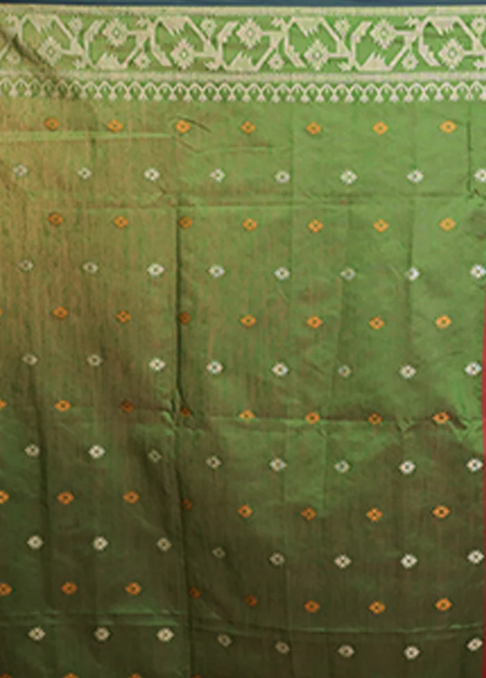 Maroon Matka Silk Saree With Blouse Piece - Image 5