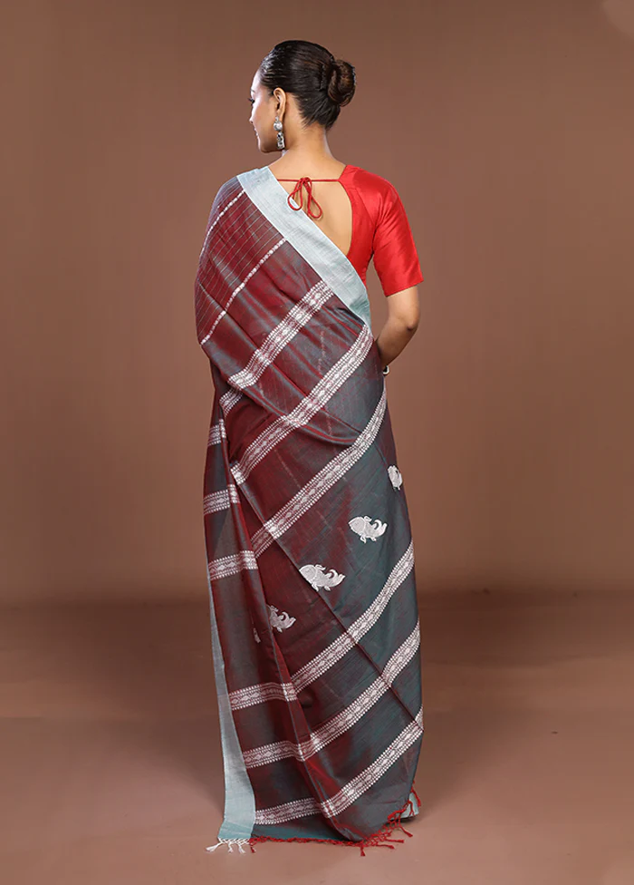 Maroon Matka Silk Saree With Blouse Piece - Image 3