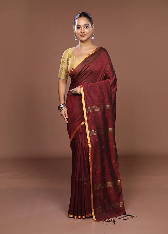 Maroon Matka Silk Saree With Blouse Piece - Image 2