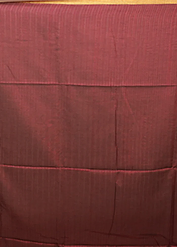 Maroon Matka Silk Saree With Blouse Piece - Image 5
