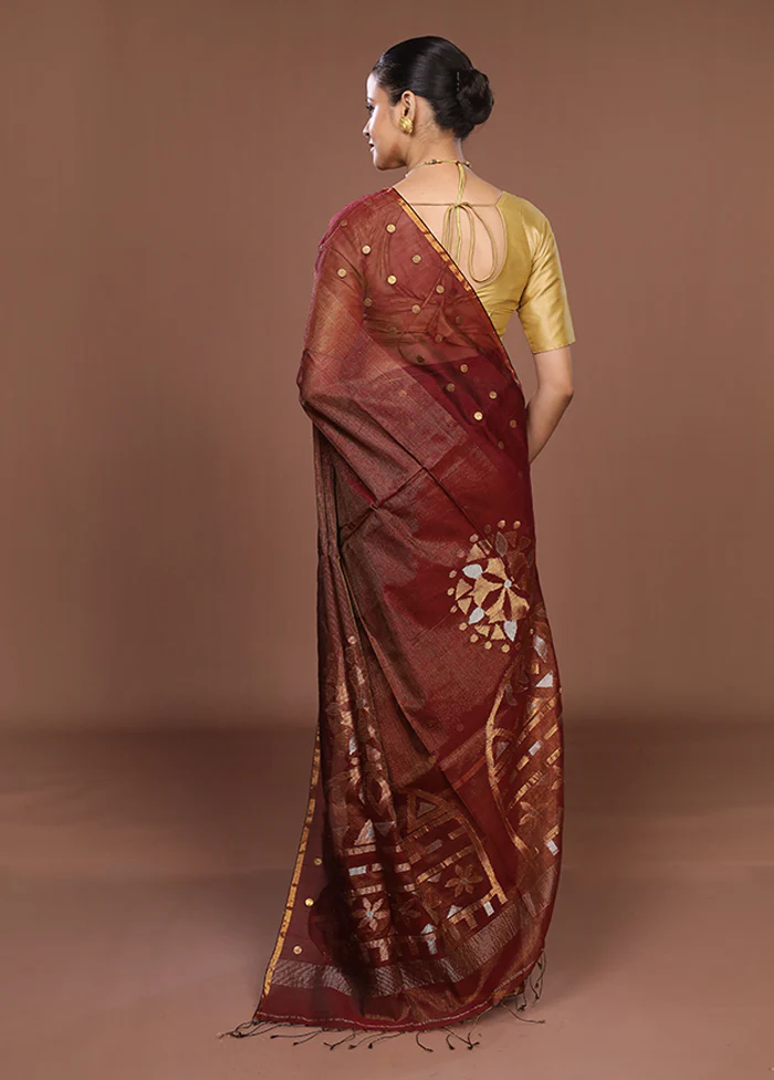 Maroon Matka Silk Saree With Blouse Piece - Image 3