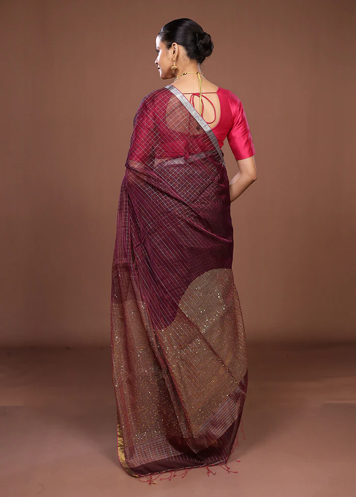 Maroon Matka Silk Saree With Blouse Piece - Image 3