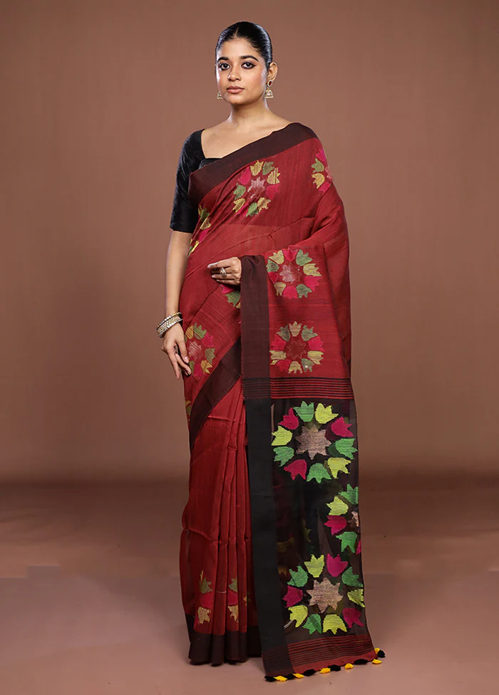 Maroon Matka Silk Saree With Blouse Piece - Image 2